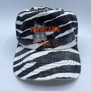 Vintage Hooters SnapBack Hat Black & White Striped Zebra KC Cap Irving Texas 90s